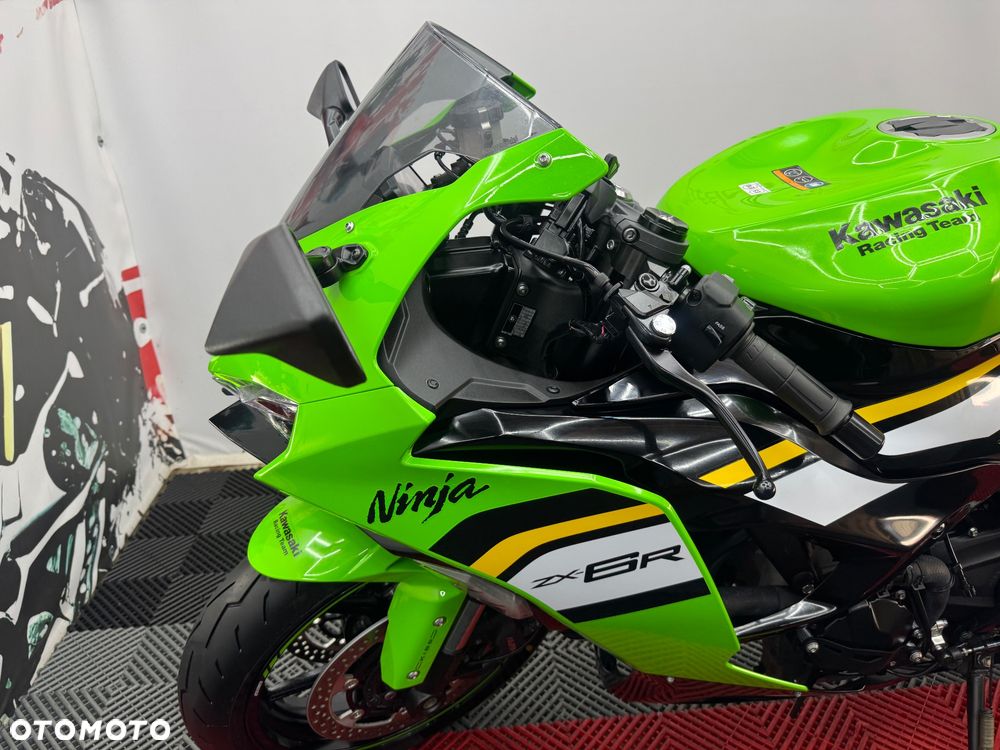 Kawasaki ZX - 11