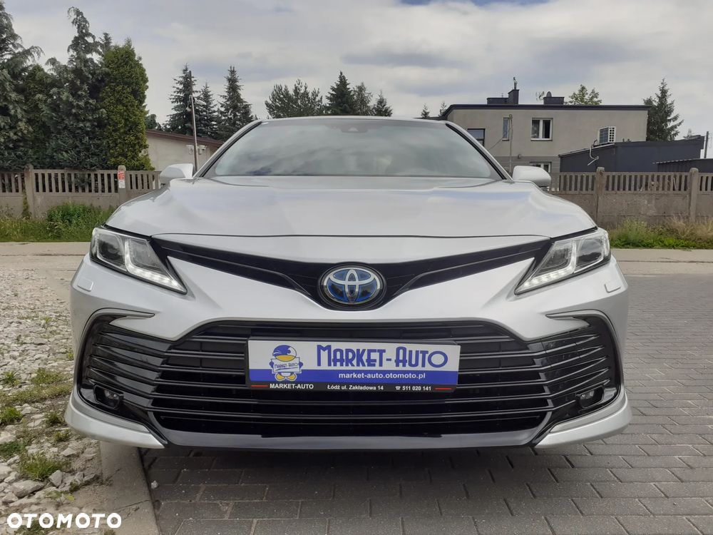 Toyota Camry - 8