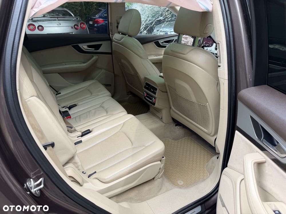 Audi Q7 3.0 TDI Quattro Tiptronic - 24