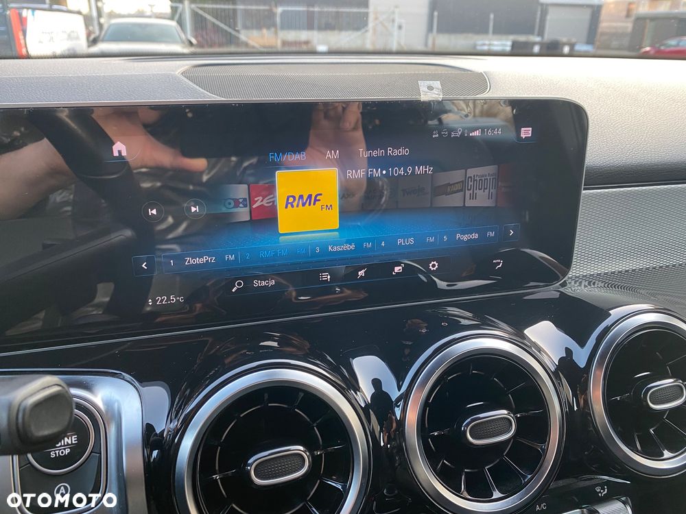 Mercedes-Benz GLB 200 Style 7G-DCT - 22