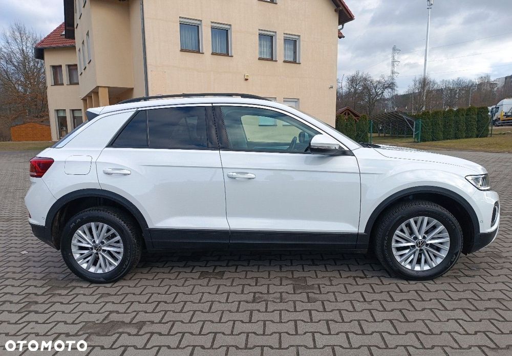Volkswagen T-Roc - 8