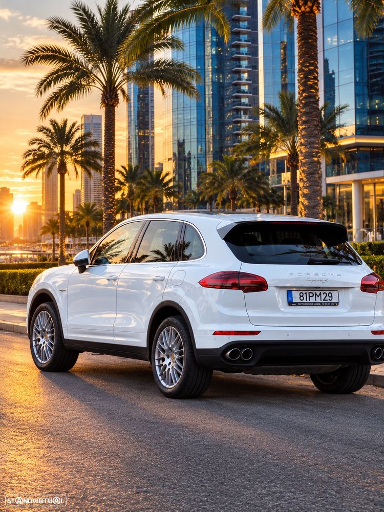 Porsche Cayenne — fotografia 2