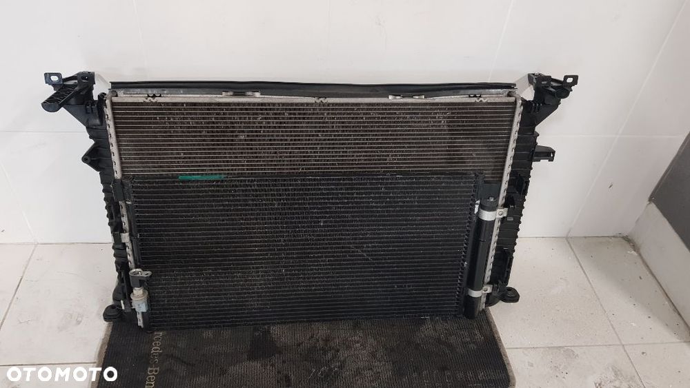 AUDI A4 B8 3.2 CHŁODNICE WENTYLATORY 8K0121251Q KOMPLET - 2