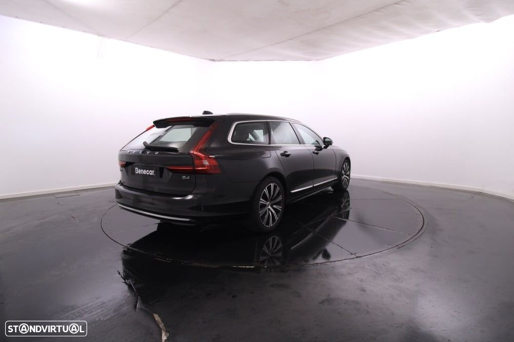 Volvo V90 - 8