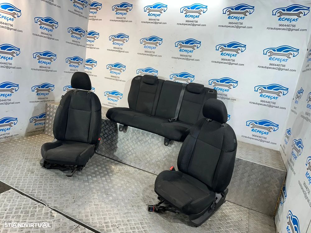 .Conjunto Bancos Tecido Alfa Romeo Giulietta 2010 - 2016 - 4