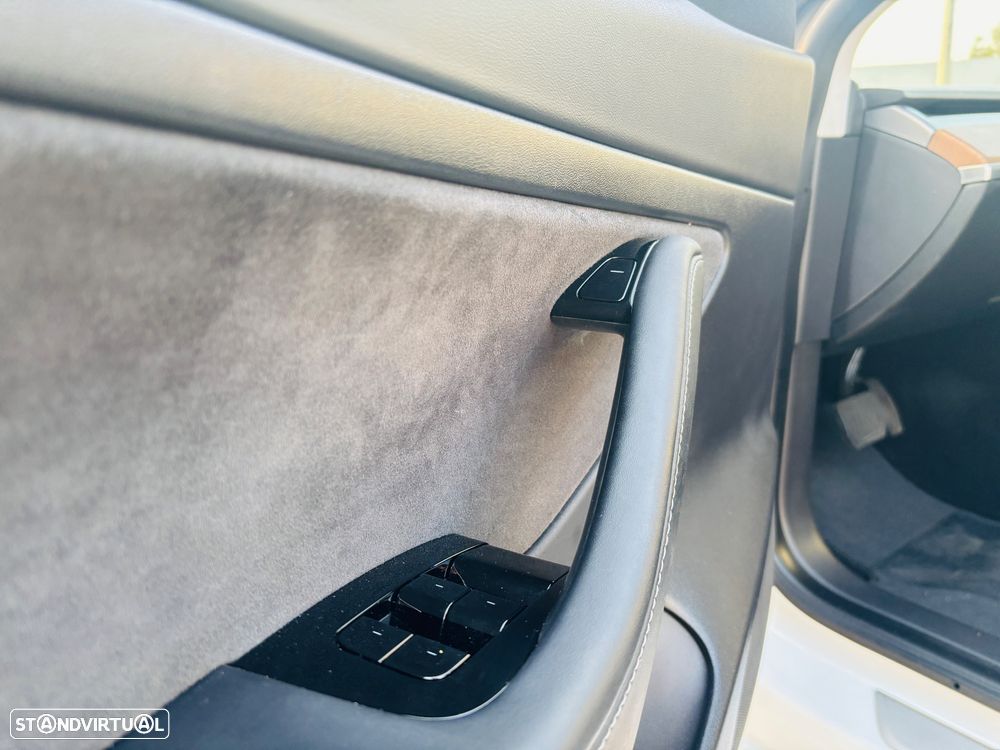 Tesla Model 3 Standard Range Plus RWD - 26