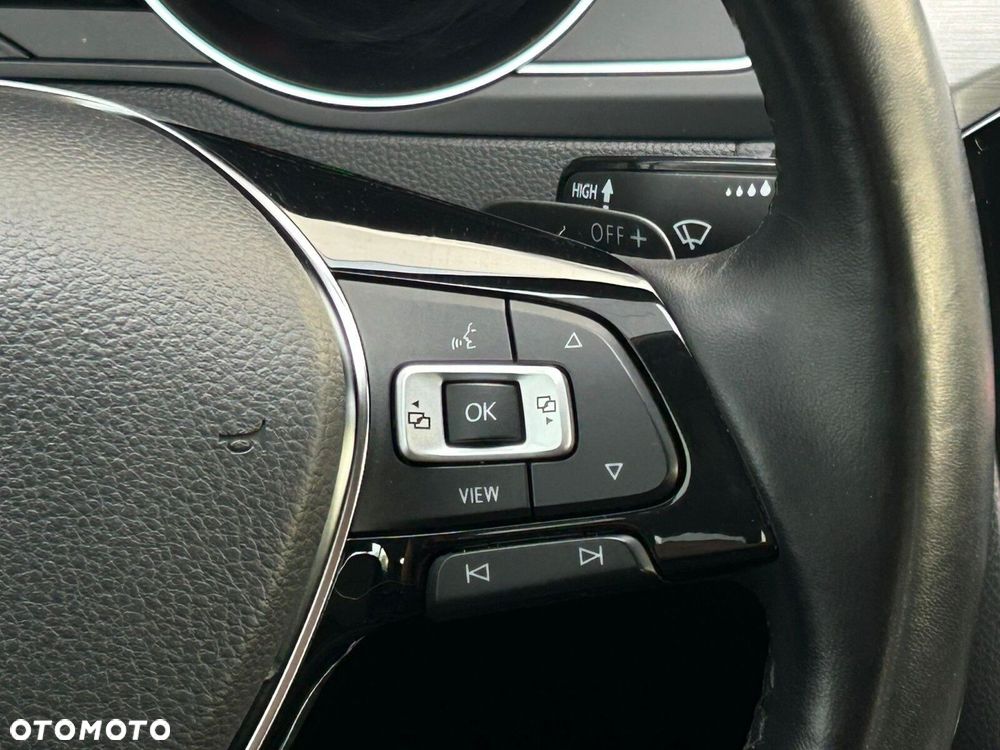 Volkswagen Arteon 2.0 TSI Essence DSG - 23
