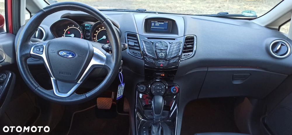 Ford Fiesta 1.0 EcoBoost Powershift Titanium - 9