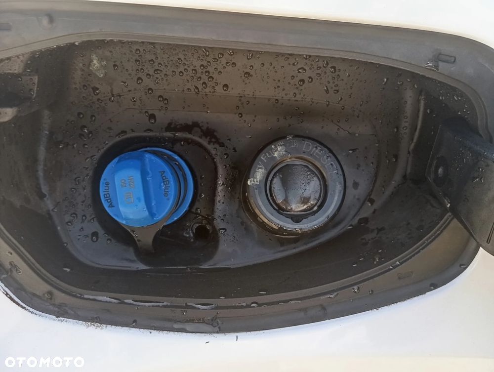 Ford TRANSIT CONNECT - 32