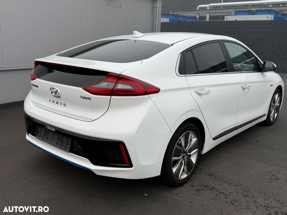 Hyundai IONIQ Hybrid 1.6 GDI Premium - 4