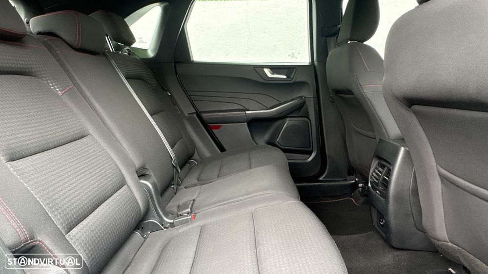 Ford Kuga 1.5 EcoBoost ST-Line X - 11