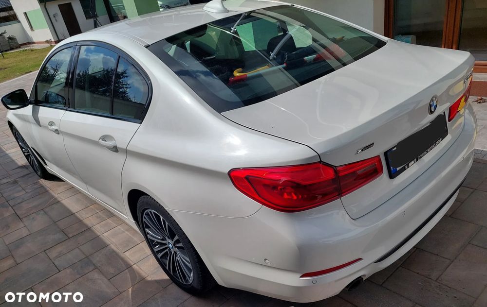 BMW Seria 5 520d xDrive Sport Line sport - 6