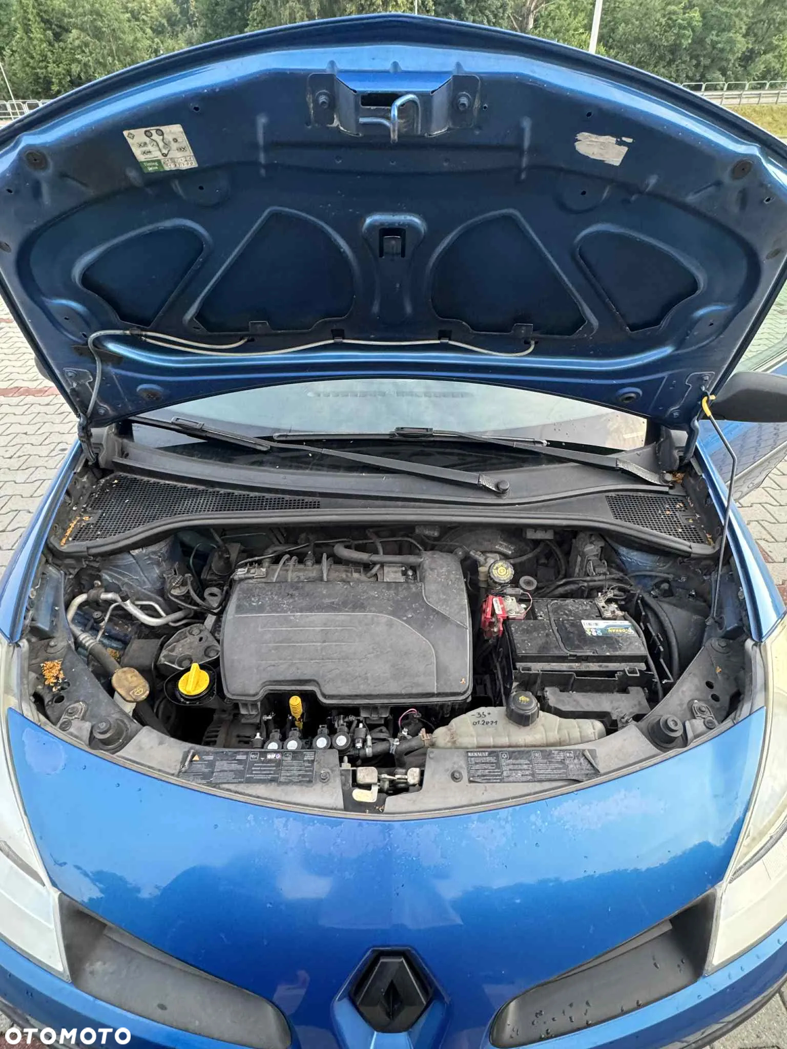 Renault Clio 1.2 16V Alize - 9