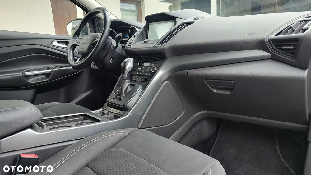 Ford Kuga 2.0 TDCi 4x4 Titanium - 20