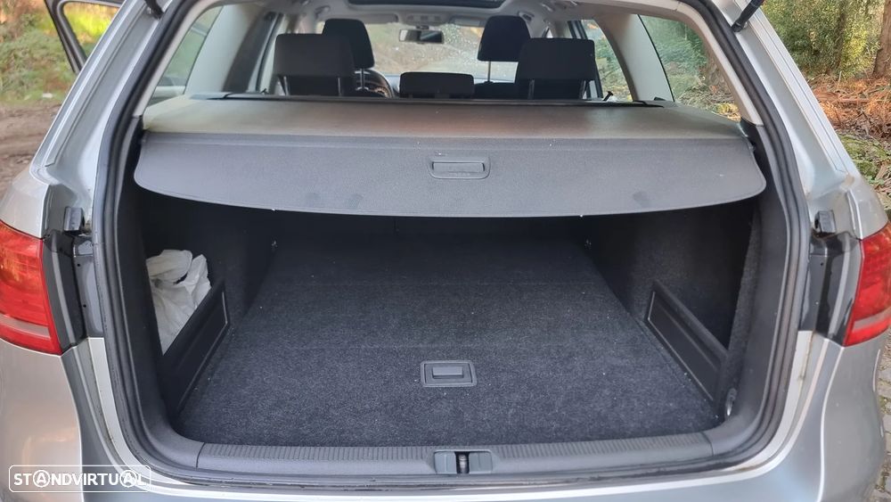 VW Passat Variant 1.6 TDI Confortline BlueMotion - 14