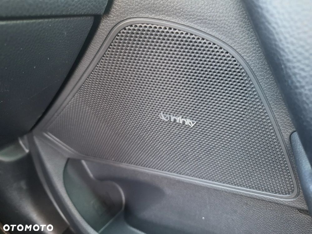 Hyundai i40 Kombi blue 1.7 CRDi DCT Premium - 13