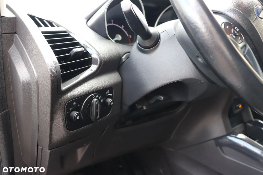 Ford EcoSport - 18