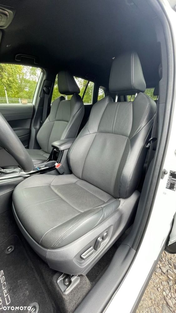 Toyota Corolla Cross 2.0 Hybrid Executive - 9