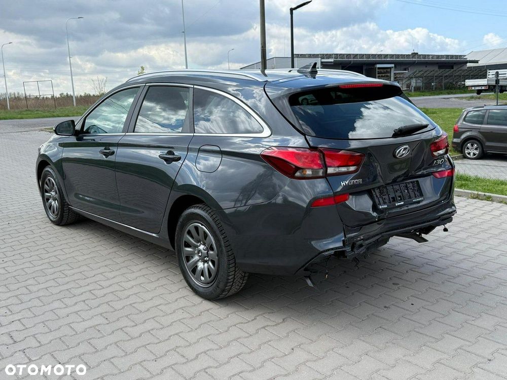 Hyundai i30 1.0 T-GDI Smart - 3