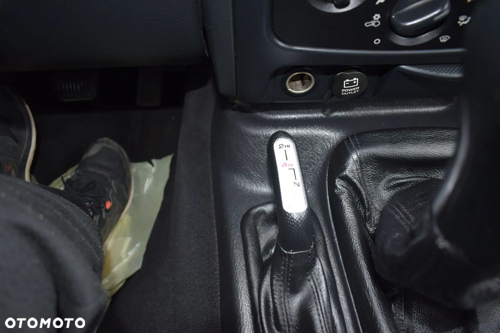 Jeep Cherokee 2.5L CRD Sport - 26