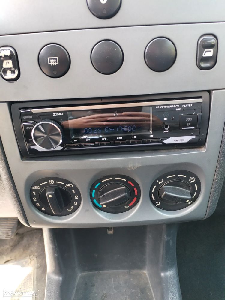 Citroën Berlingo 1.600 HDI - 18