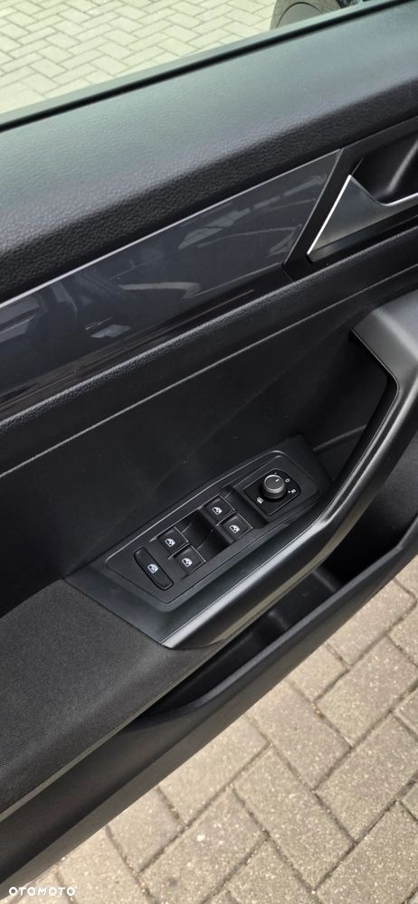 Volkswagen T-Roc 1.5 TSI OPF Life - 26