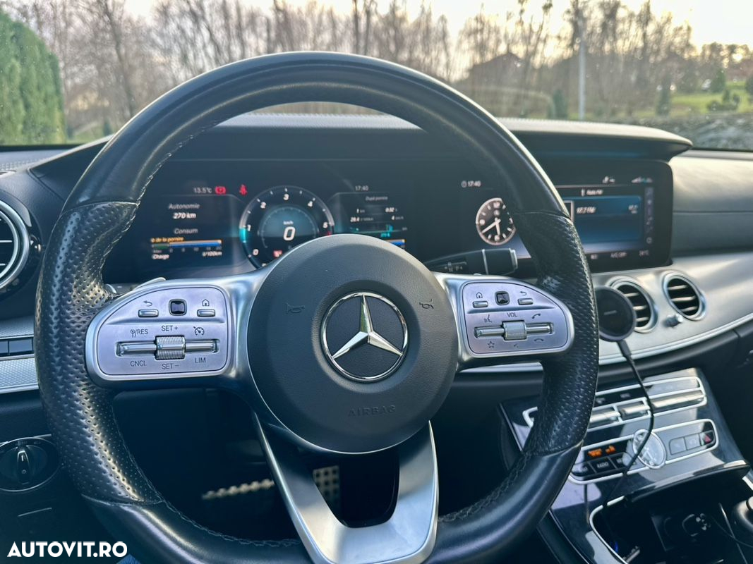 Mercedes-Benz E 220 d 4Matic T 9G-TRONIC AMG Line - 26