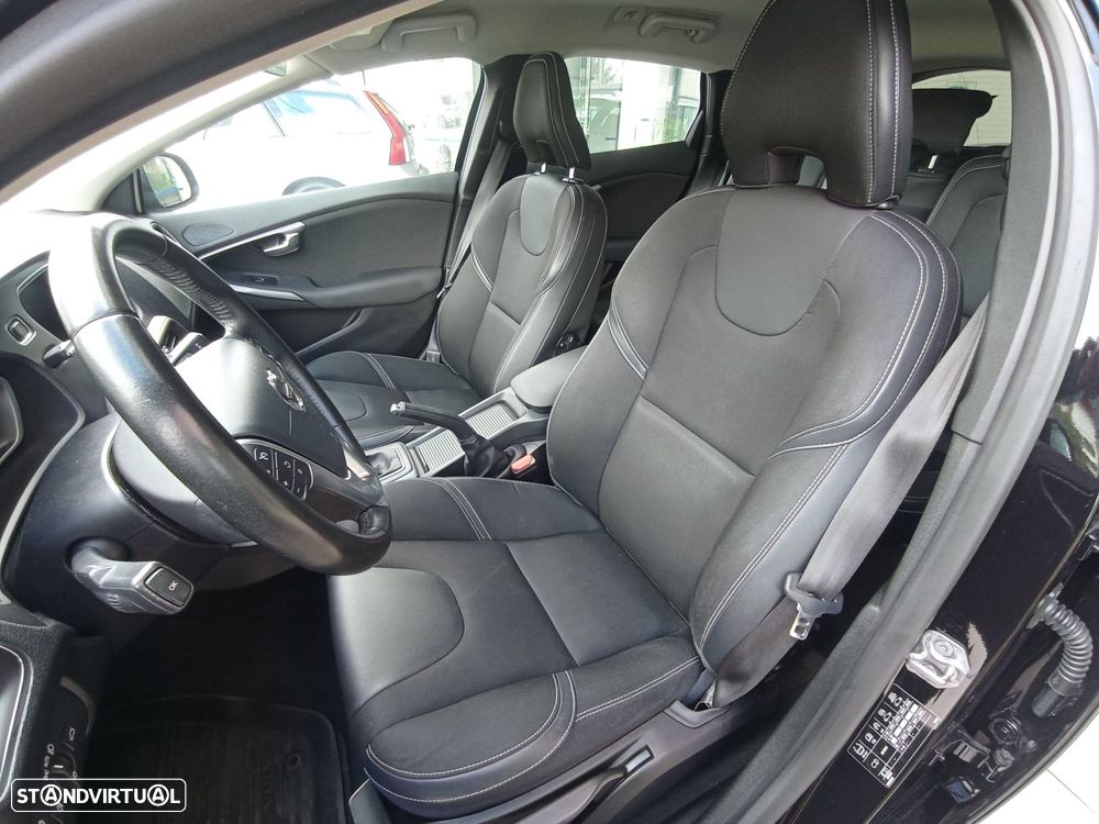 Volvo V40 1.5 T3 Sport Edition Plus Geartronic - 11