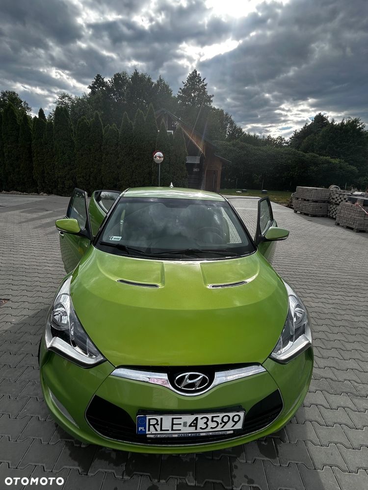 Hyundai Veloster 1.6 Style - 4