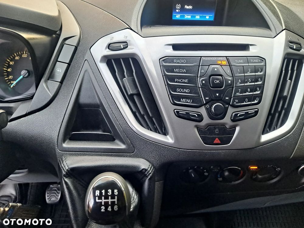Ford TRANSIT CUSTOM - 13
