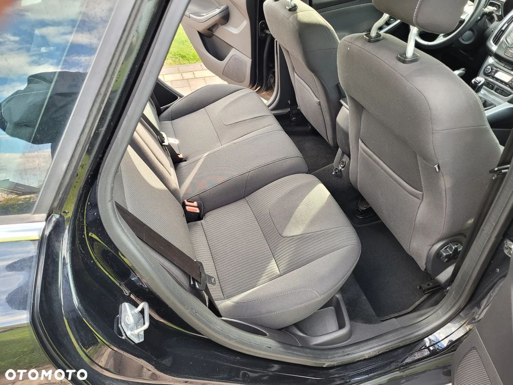 Ford Focus 1.6 TDCi DPF SYNC Edition - 12
