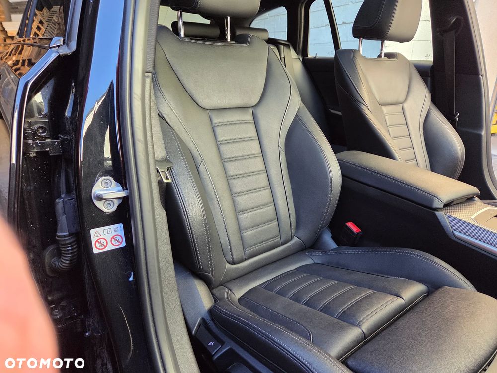 BMW Seria 3 320i Edition M Sport Shadow - 15