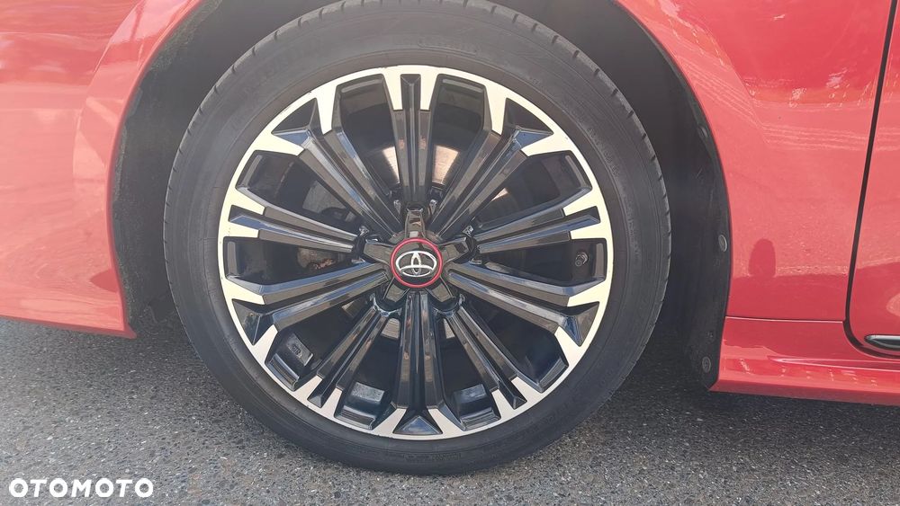 Toyota Corolla 1.8 Hybrid GR Sport - 4
