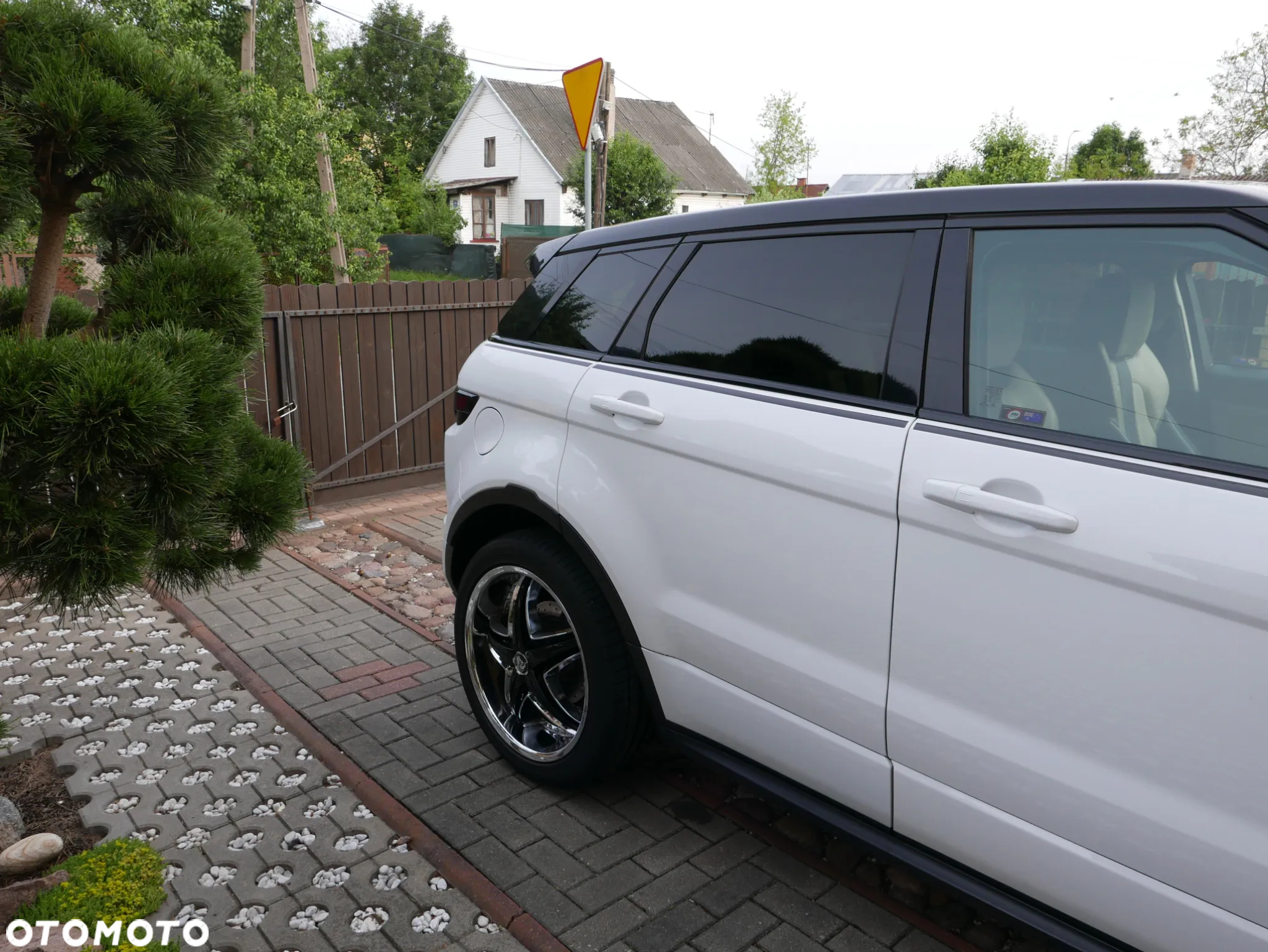 Land Rover Range Rover Evoque - 3