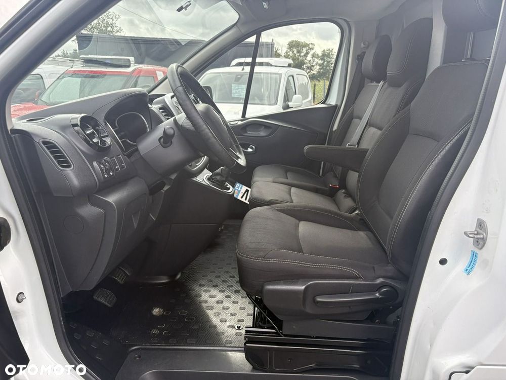 Renault Trafic - 8