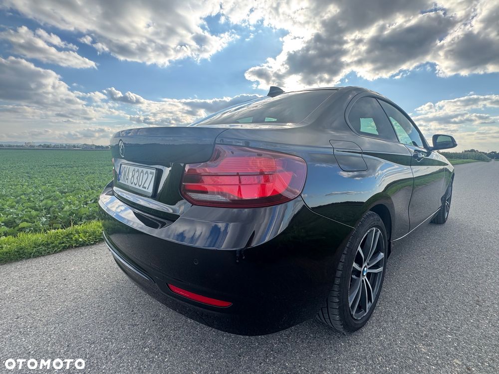 BMW Seria 2 218d - 6