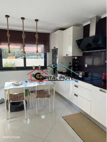 Moradia V4 c/quintal. (AP) - Grande imagem: 4/14