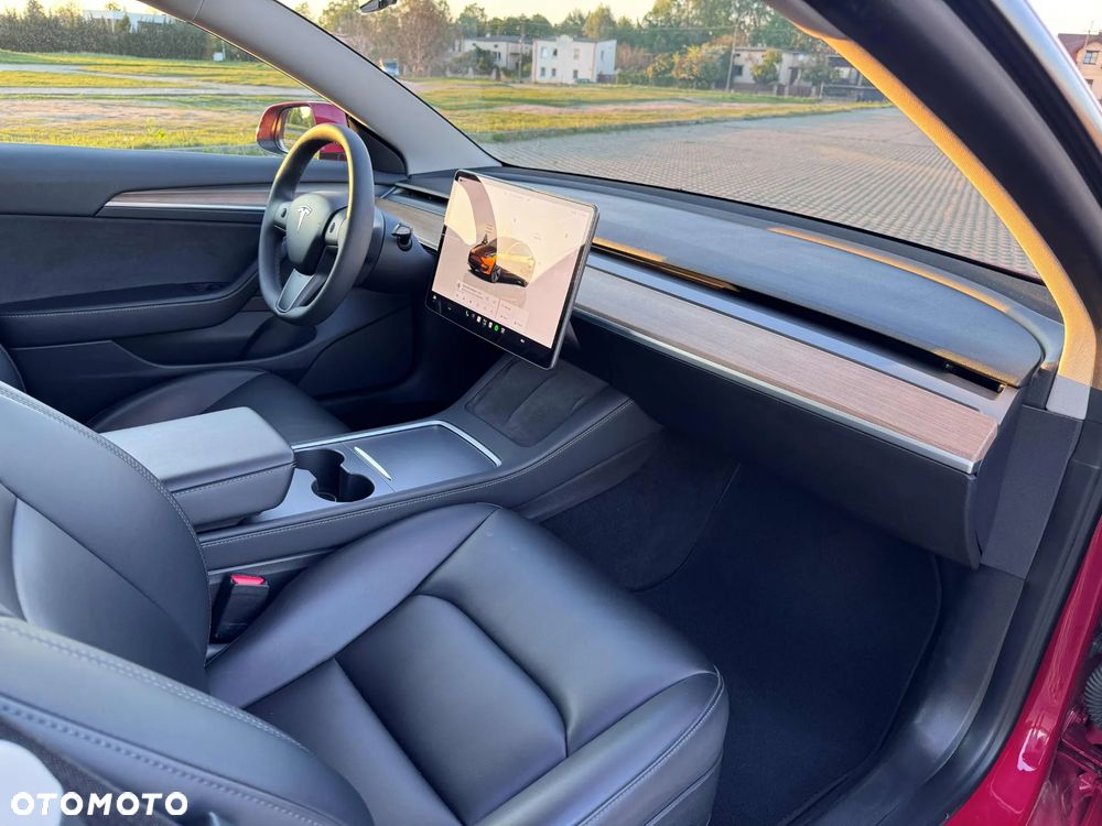 Tesla Model 3 Performance AWD - 16
