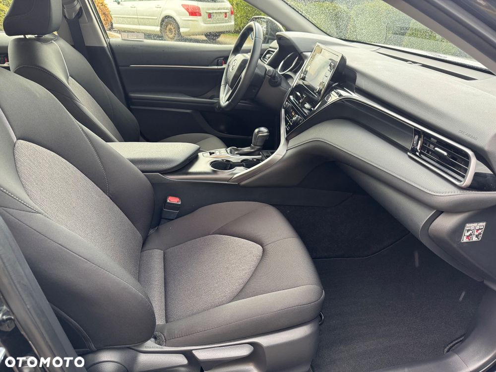 Toyota Camry 2.5 Hybrid Comfort CVT - 15