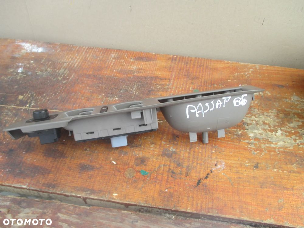 panel przełącznik szyb Passat B6 Europa - 2