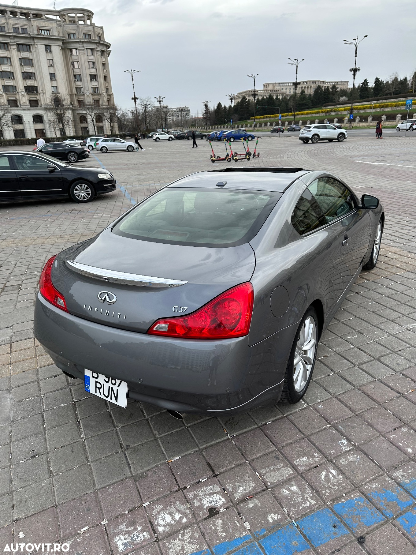 Infiniti G37 3.7L V6 Coupe Aut - 4