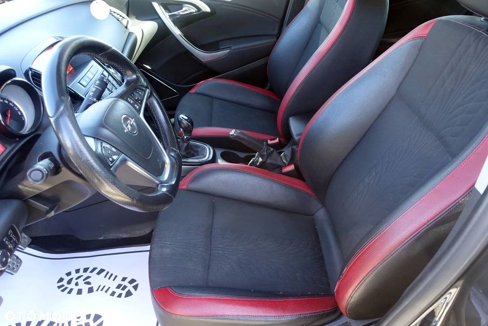 Opel Astra 2.0 BiTurbo CDTI DPF ecoFLEX SportsTourer St - 13