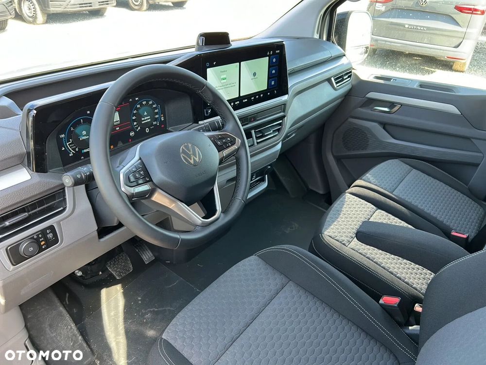 Volkswagen Caravelle - 13