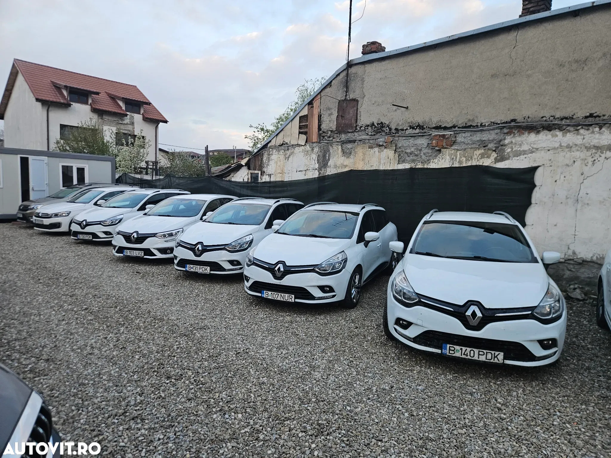 Renault Clio Estate TCe Zen - 2