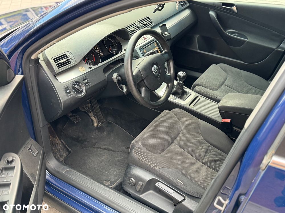 Volkswagen Passat 2.0 TDI DPF Comfortline - 9