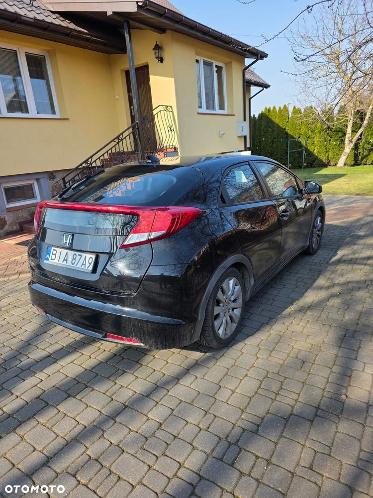 Honda Civic 1.8 Sport - 12