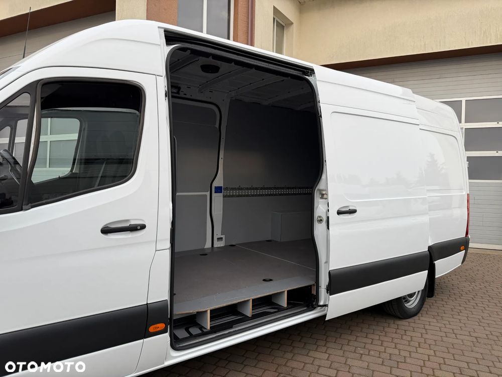 Mercedes-Benz Sprinter L3H2 Winda - 7