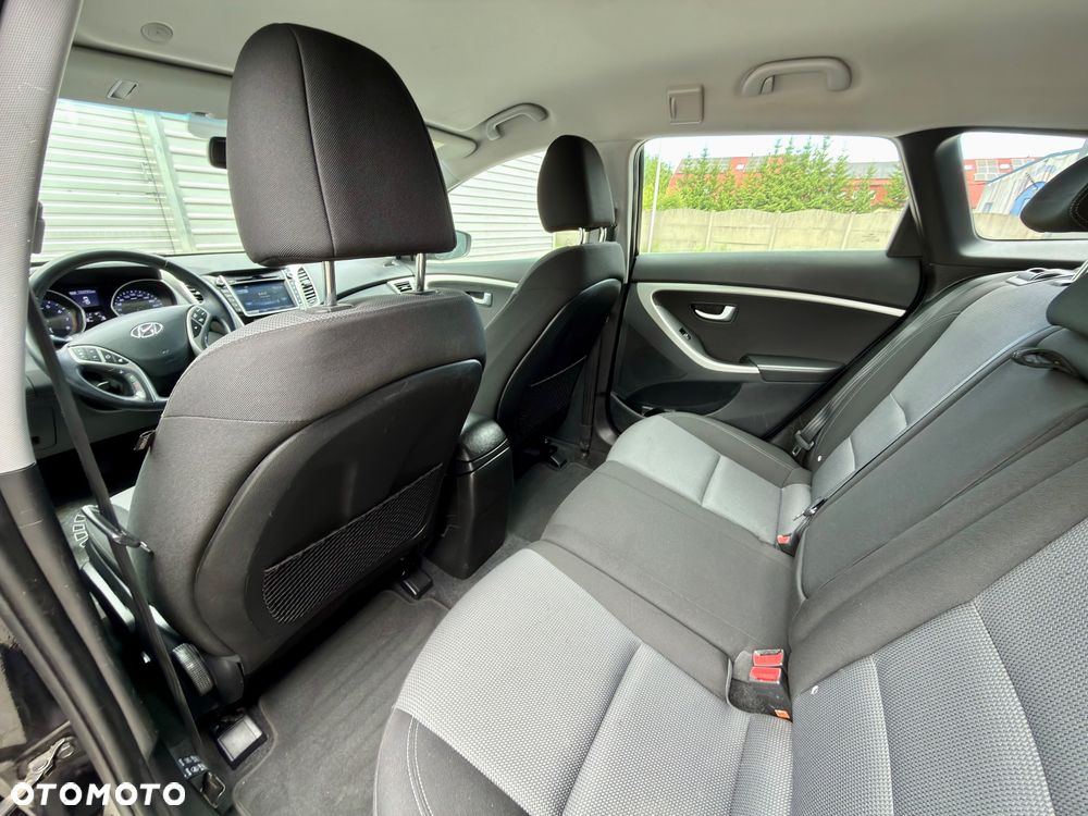 Hyundai i30 1.4 Base + EU5 - 10