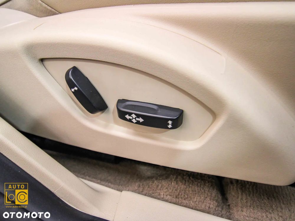 Volvo S60 2.5 T5 - 28