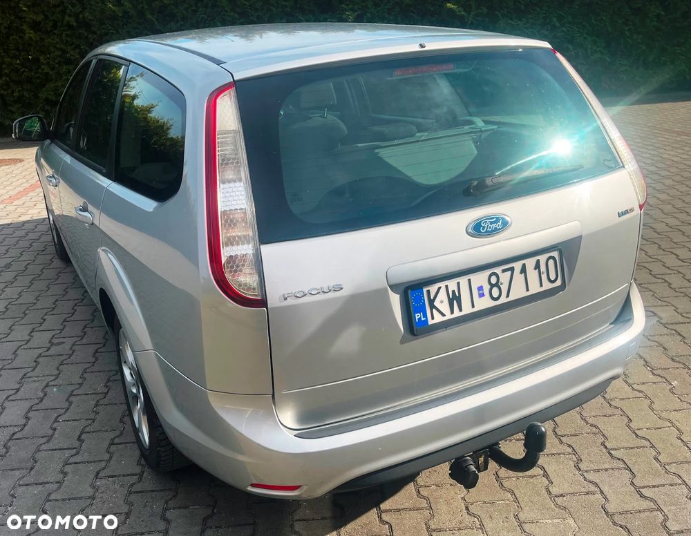 Ford Focus 2.0 TDCi DPF Ghia - 5